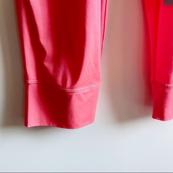 Fabletics Yogi Capri Pants in Desert Rose XS - Picture 5 of 7